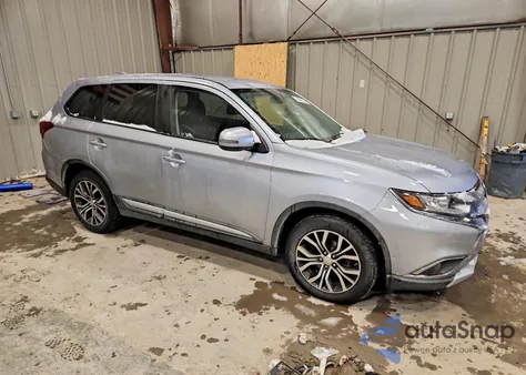 2017 Mitsubishi Outlander Se z USA, uszkodzony, nr VIN JA4AZ3A37HZ020185